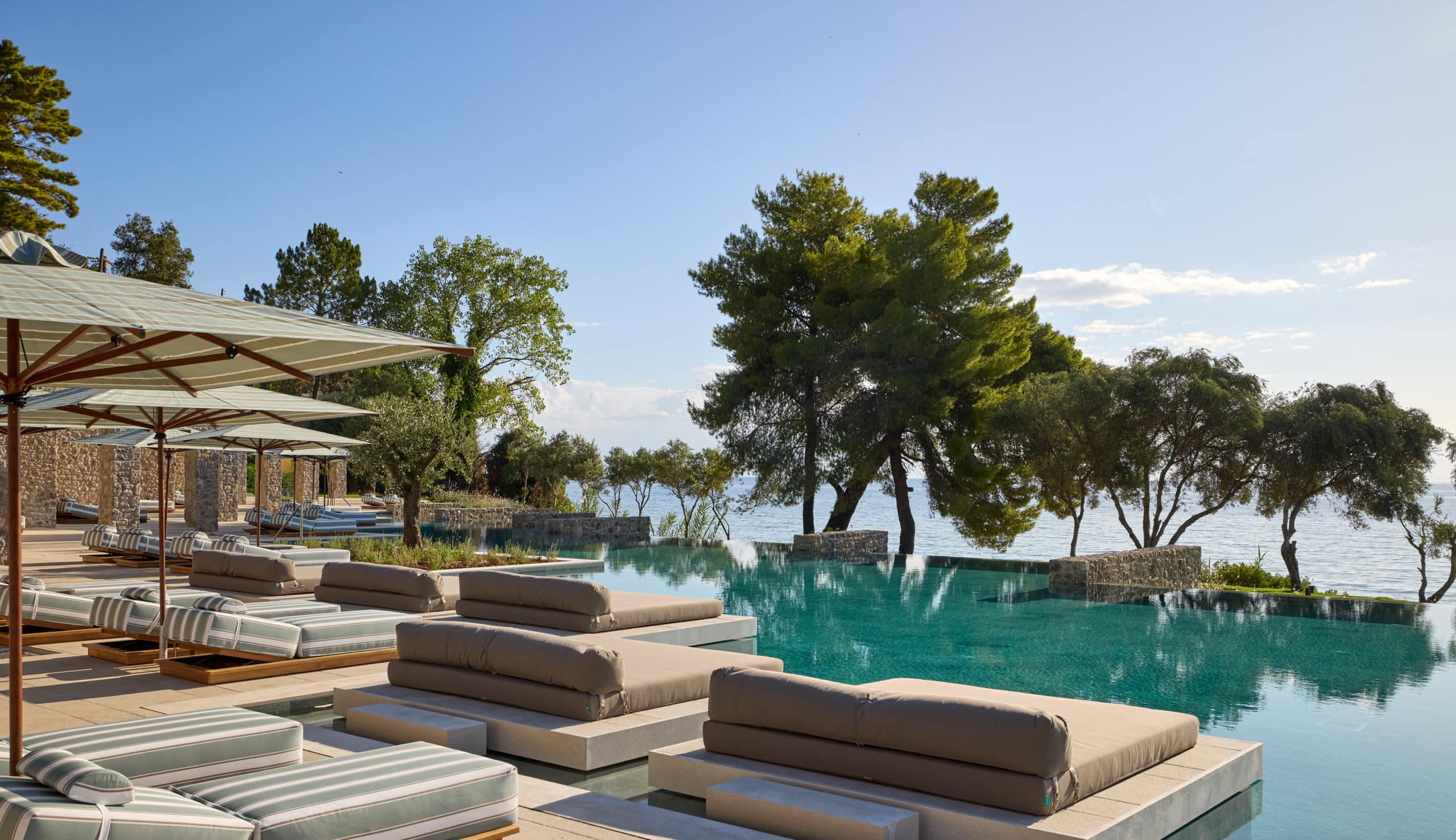 Tiara Holidays - Avali Mar-Bella - bazen i ležaljke